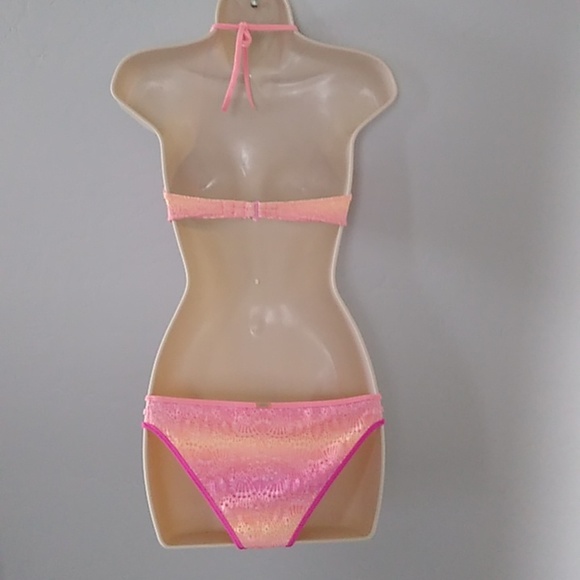 Victoria Secret Strappy Cheeky Bikini - Picture 4 of 5